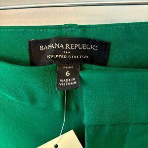 NWT Womens 6P Banana Republic Factory Kelly Green Sculpted Stretch Dress Pant